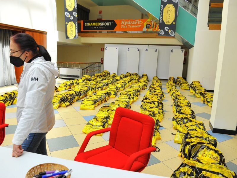 Palazzo e contorno (Mottyno 2021) 1