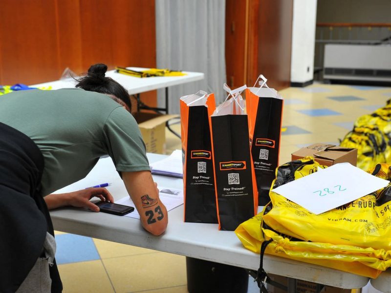 Palazzo e contorno (Mottyno 2021) 1