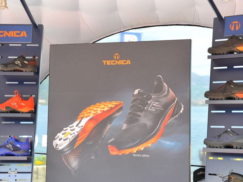 Palazzo e contorno (Mottyno 2021) 1