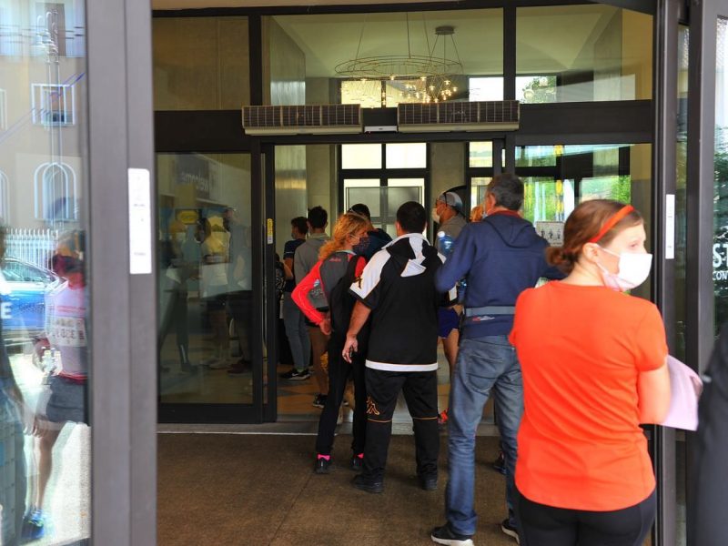 Palazzo e contorno (Mottyno 2021) 1