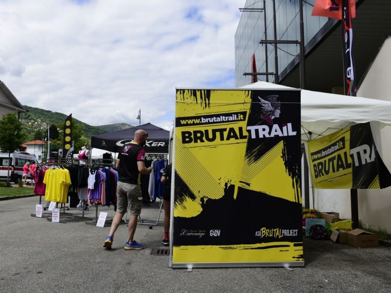 Palazzo e contorno (Mottyno 2021) 1