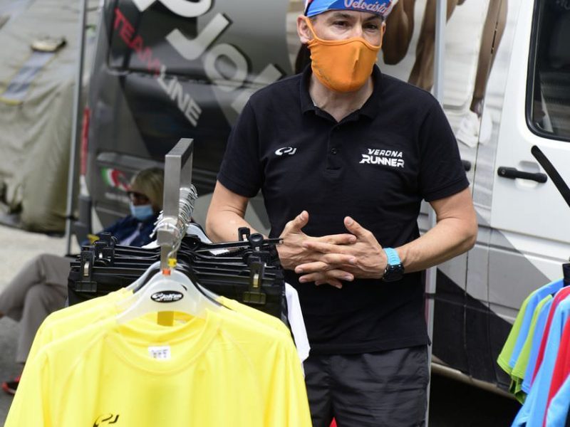 Palazzo e contorno (Mottyno 2021) 1